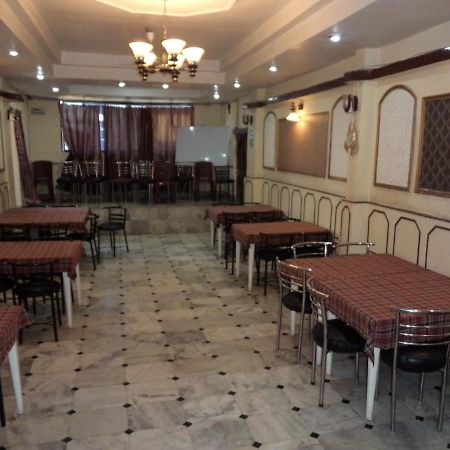 Hotel Monsoon Шиллонг Экстерьер фото