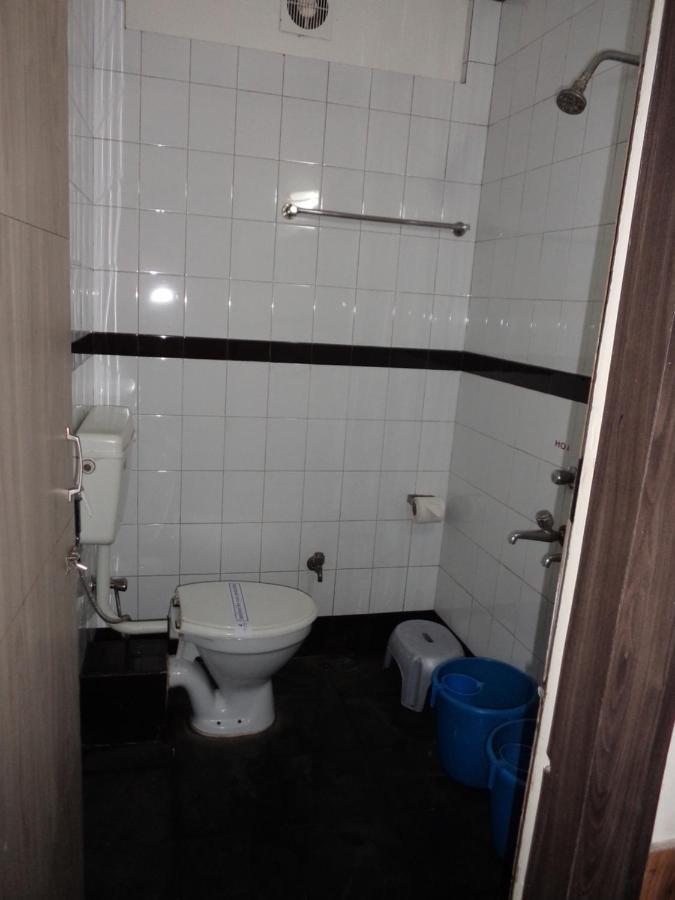 Hotel Monsoon Шиллонг Экстерьер фото