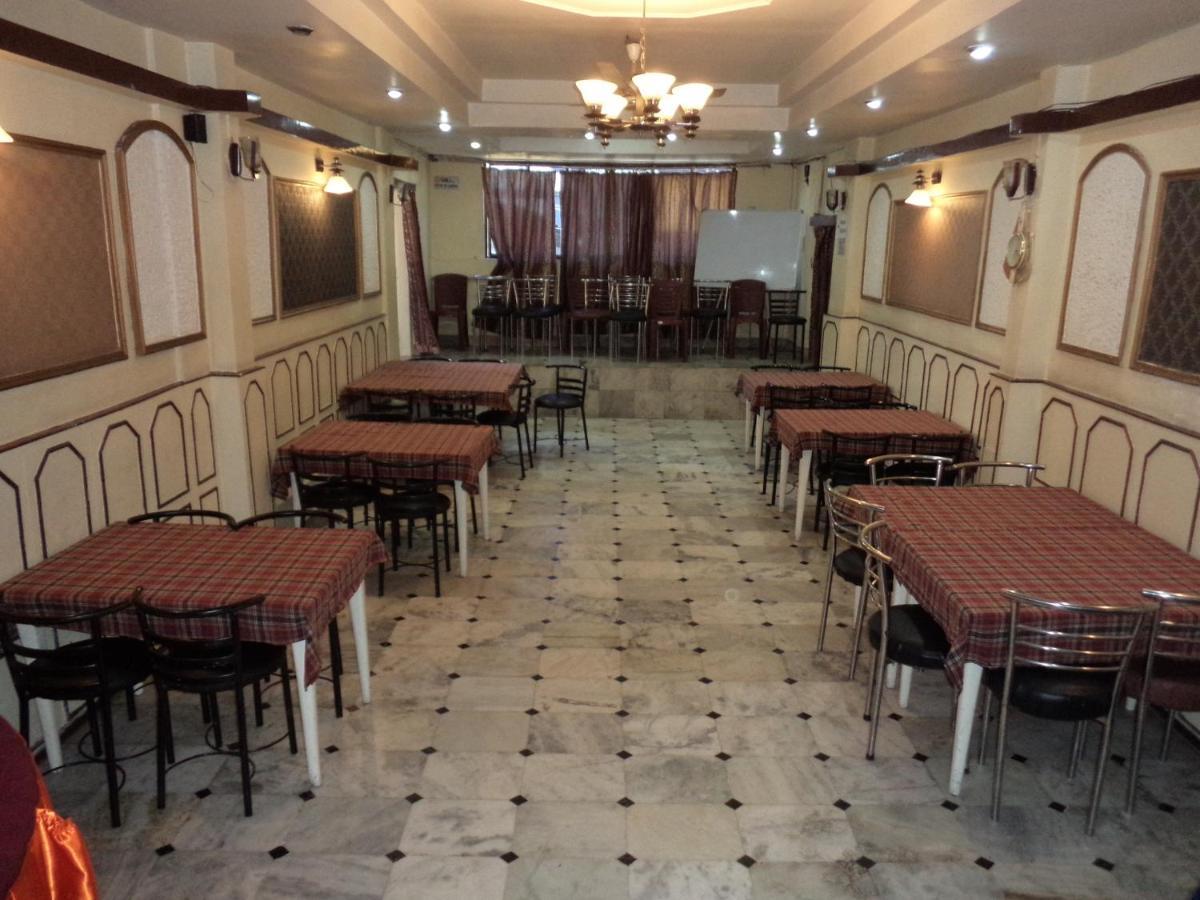 Hotel Monsoon Шиллонг Экстерьер фото